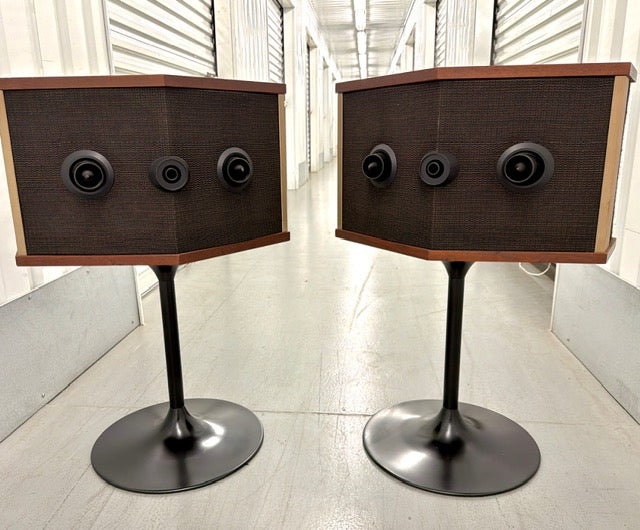 Bose 901 Series V Speakers + Equalizer + Tulips Stands (Complete System)