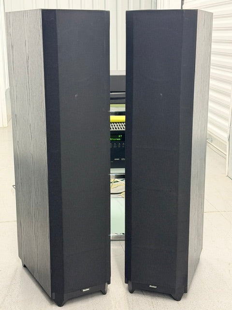 Boston Acoustics Lynnfield VR30-Floorstanding Tower Speakers, in Excellent Condition!!!