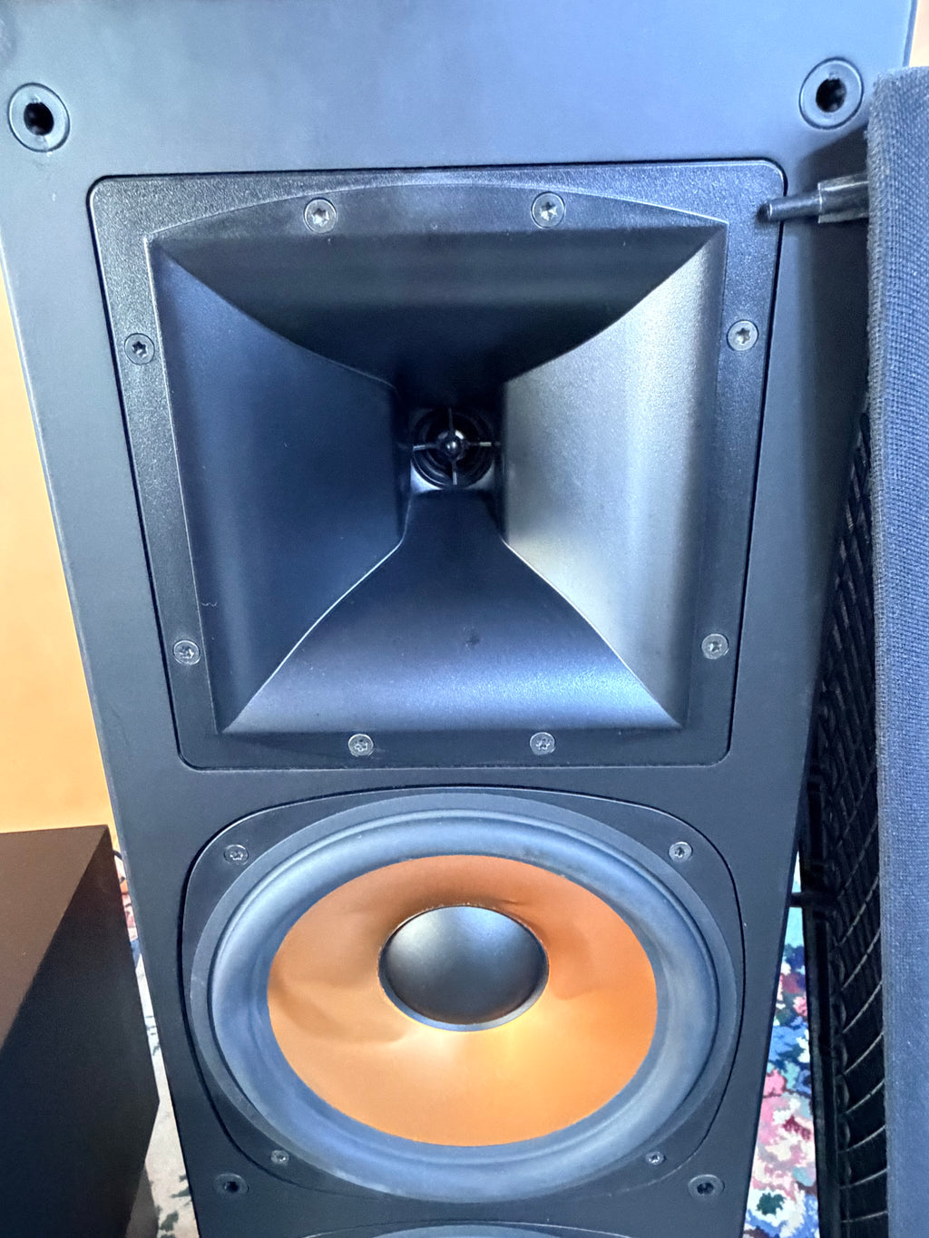 (SOLD) Klipsch Reference Speaker System — RF-3 Towers + RC-3 Center + Acoustech H-100 Subwoofer