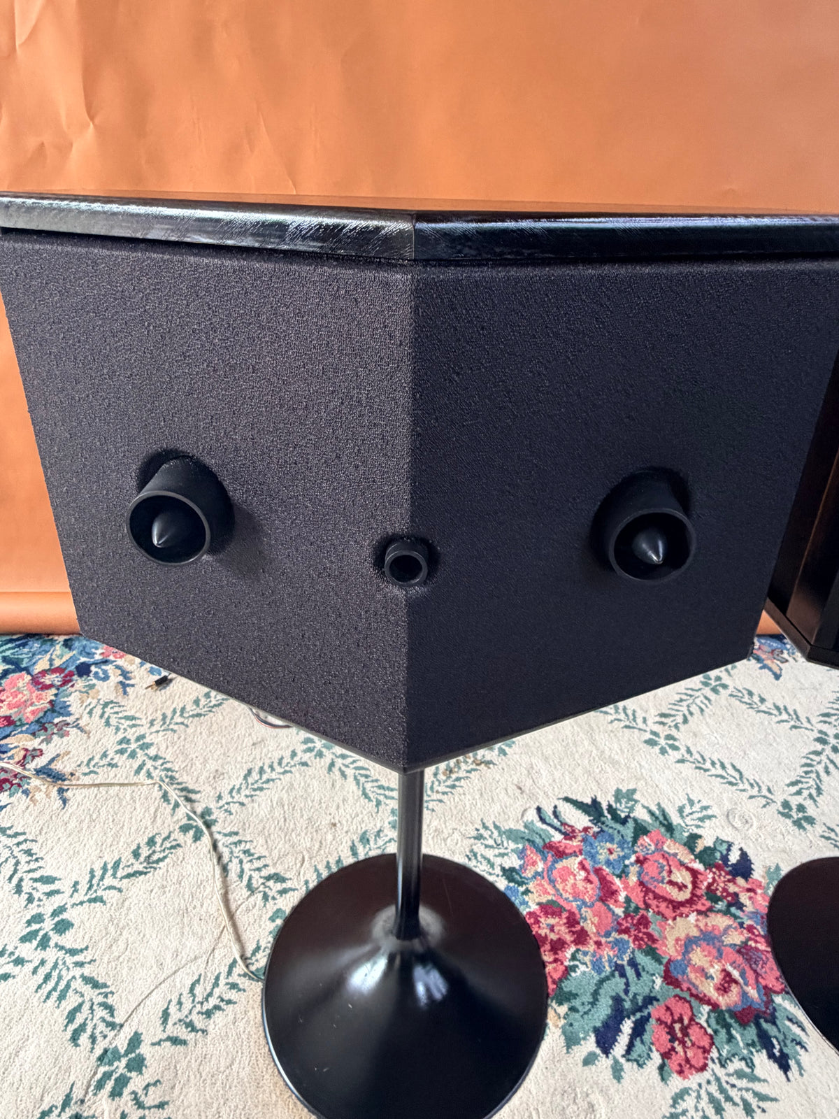 Bose 901 Series VI Speakers + Active Equalizer + Tulip Stands — Complete System; $1,095 — Local Pickup in Katy, Texas